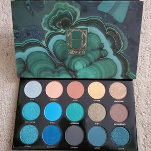 Hipdot Cenote Eyeshadow Palette